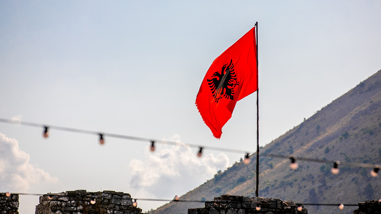 De Albanese vlag